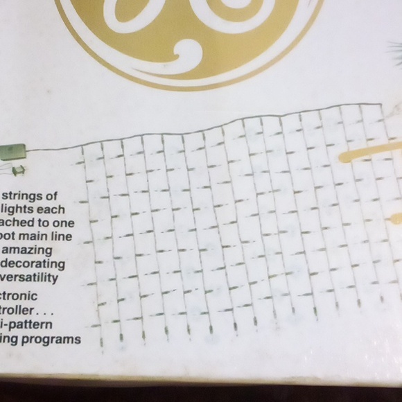 White lights "wall" with varying patterns & 20' string solid light - Picture 11 of 11